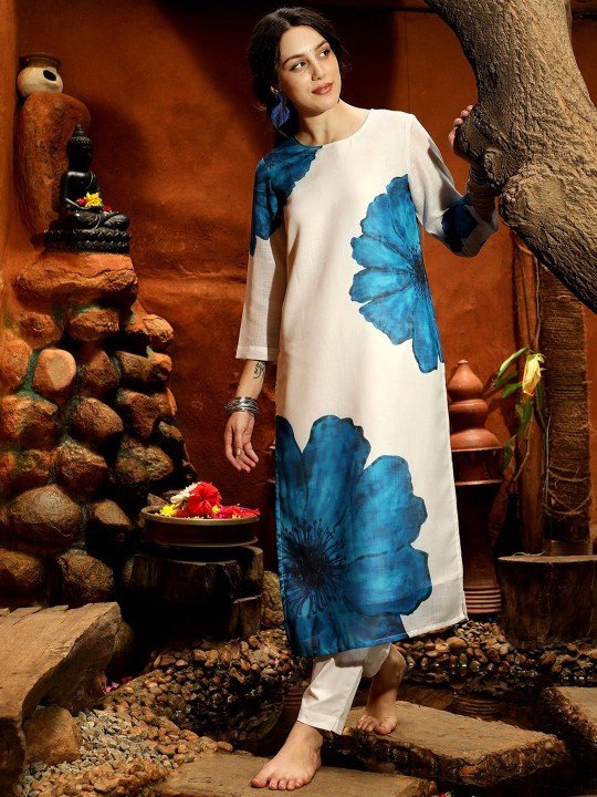 Round Neck Floral Printed Regular Linen Straight Kurta with Trousers